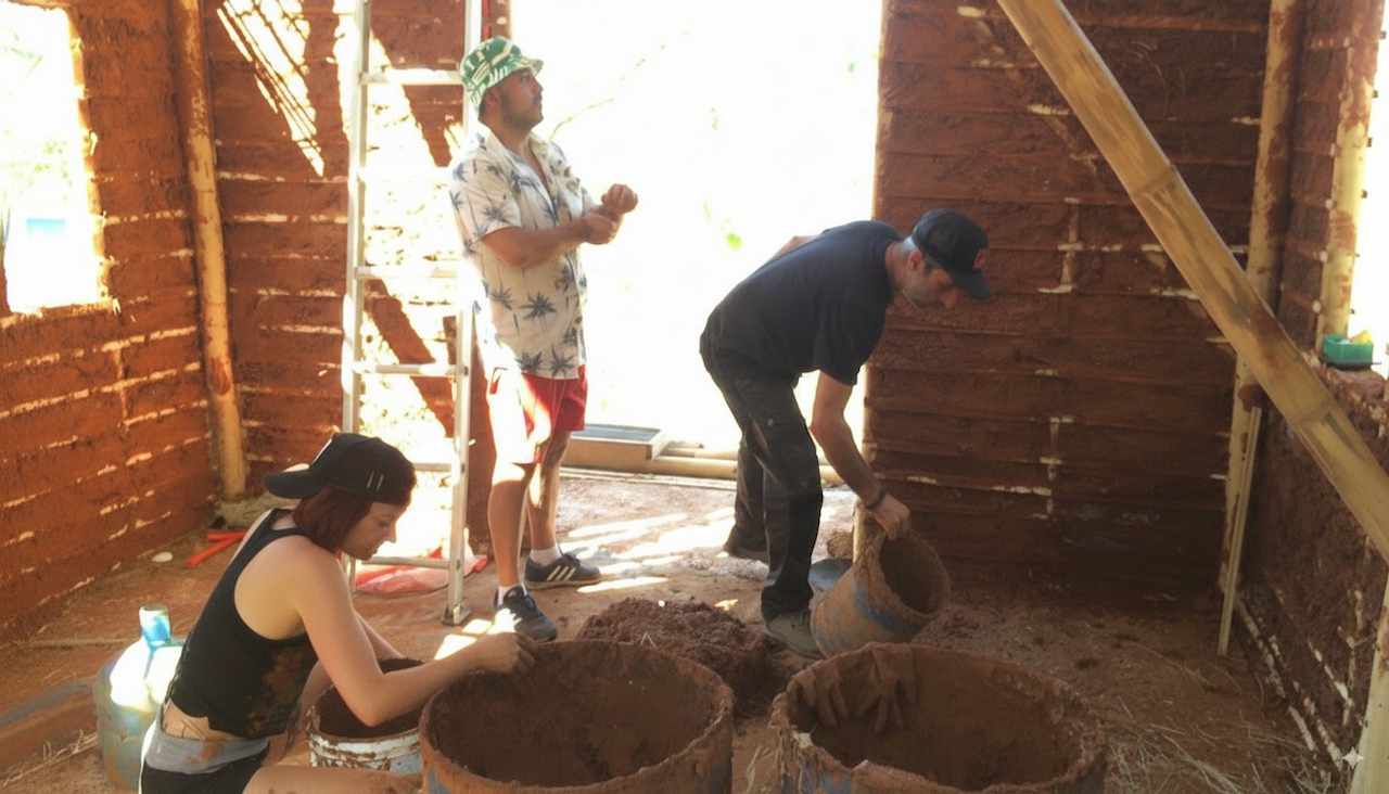 Estructura de bambú en proceso